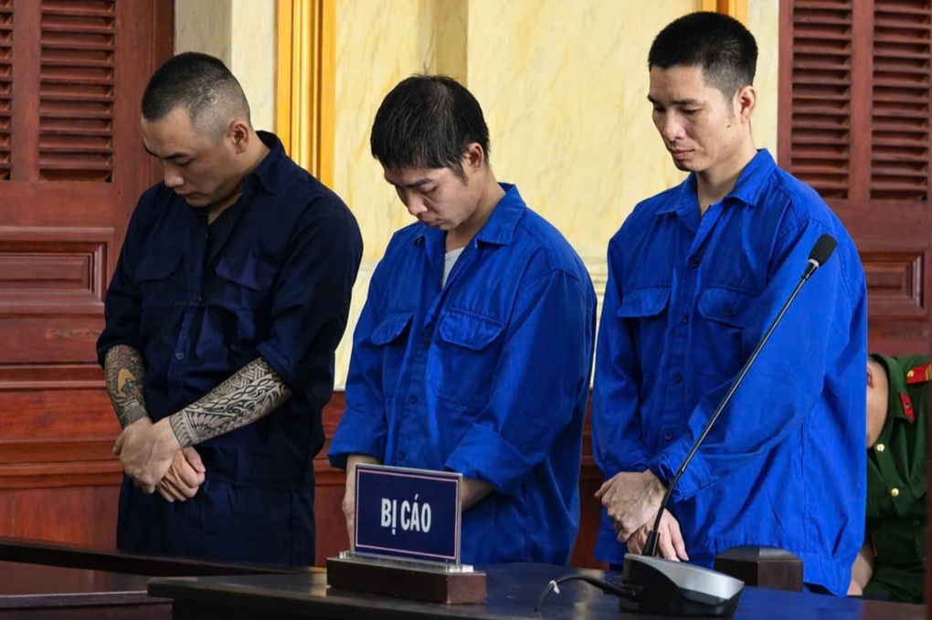 Cho vay lãi tới 2%/ngày, nhóm 4 người lĩnh án - 1 Cho vay lãi tới 2%/ngày, nhóm 4 người lĩnh án - 1