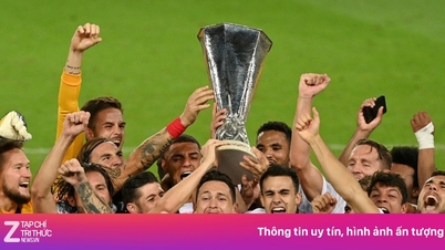 Nhà vô địch châu Âu lao dốc không phanh