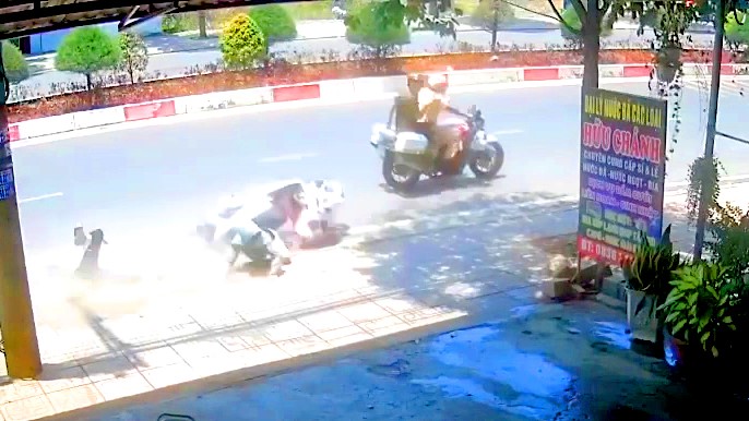 Hiện trường xảy ra vụ tai nạn giao thông do tự té. Ảnh: Công an tỉnh Đồng Nai