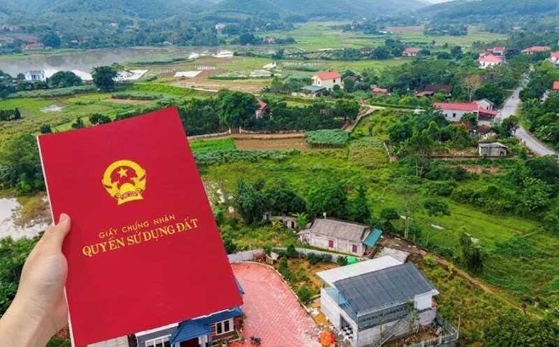 Người dân muốn xác định lại diện tích đất ở trên sổ đỏ cần đáp ứng các điều kiện theo Luật Đất đai 2024.