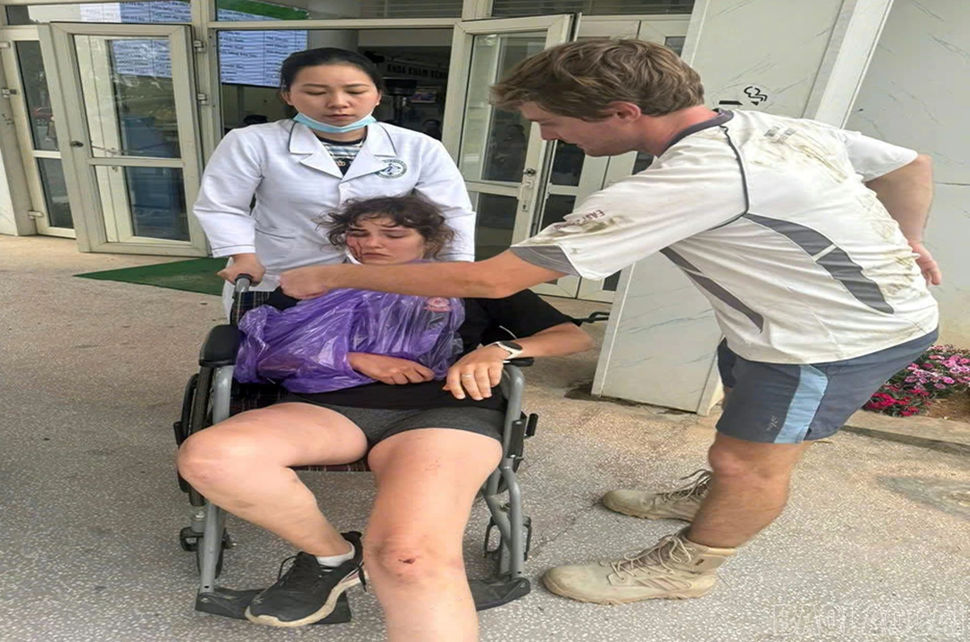 Nhờ được cấp cứu kịp thời, sức khỏe các nạn nhân đã cơ bản ổn định.