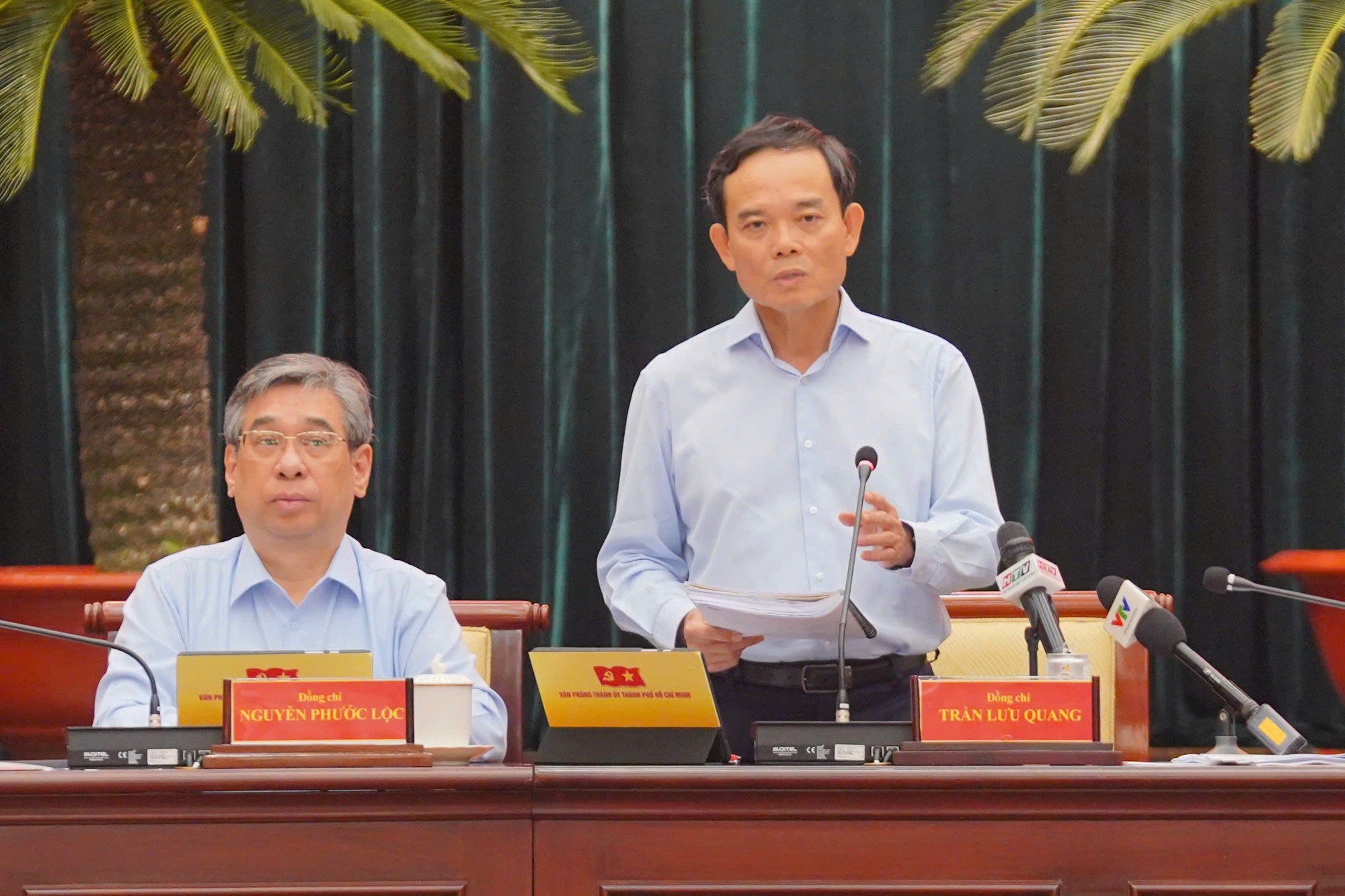 Bí thư Thành ủy TPHCM Trần Lưu Quang: Thành phố sẽ miễn phí xe buýt- Ảnh 3.