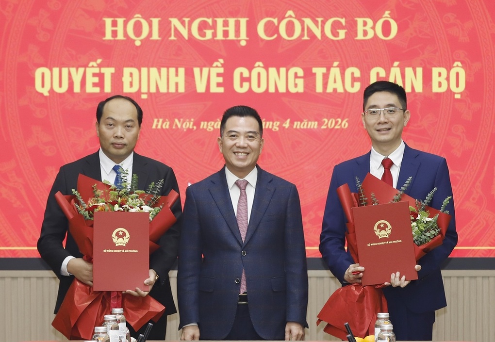 Chủ tịch xã được bổ nhiệm làm Thư ký Bộ trưởng Nông nghiệp và Môi trường - 1