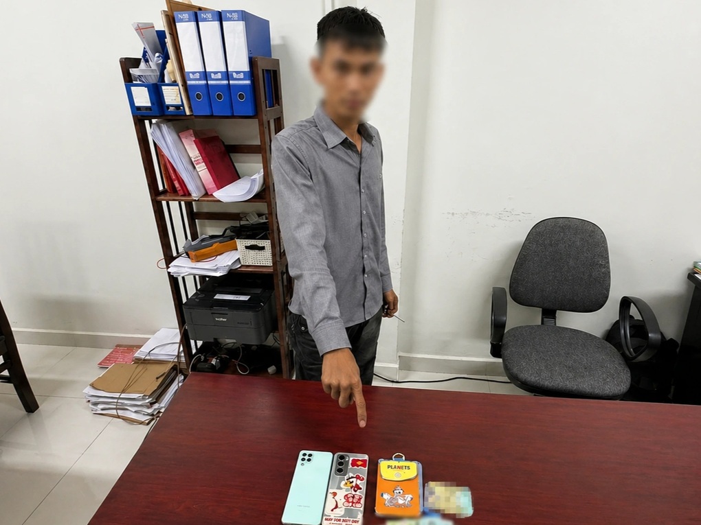 Dụ bạn gái đến khách sạn ở TPHCM để trộm tài sản - 1