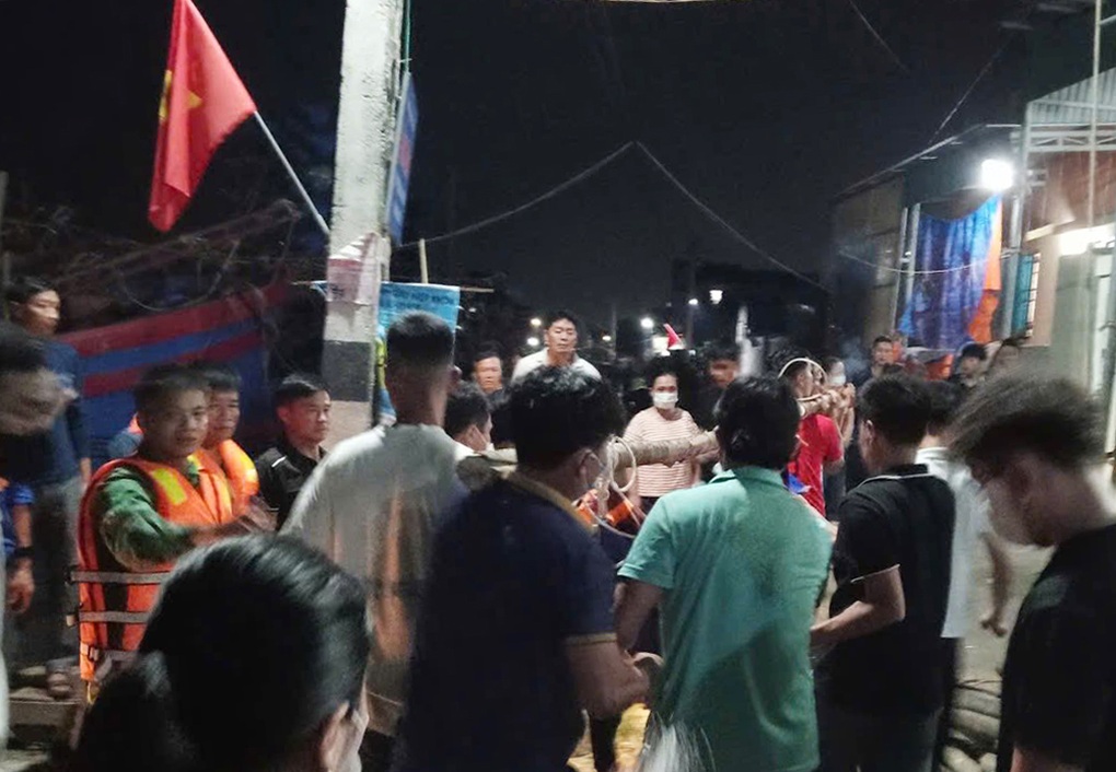 Phát hiện tàu cá không có người, chủ phương tiện tử vong dưới biển - 1 Phát hiện tàu cá không có người, chủ phương tiện tử vong dưới biển - 1