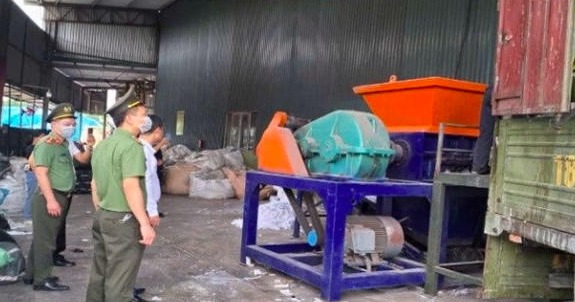 Ninh Bình: Xử phạt doanh nghiệp in áo phông bản đồ Việt Nam thiếu Hoàng Sa, Trường Sa