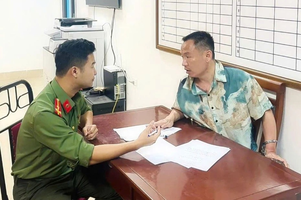 Người đàn ông nghi nổ súng sau va chạm giao thông ở Hưng Yên - 2