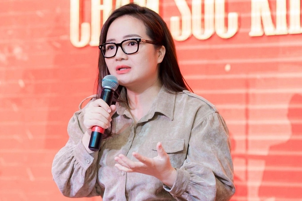 Hoàng Hường bị điều tra hành vi sản xuất, buôn bán hàng giả - 2