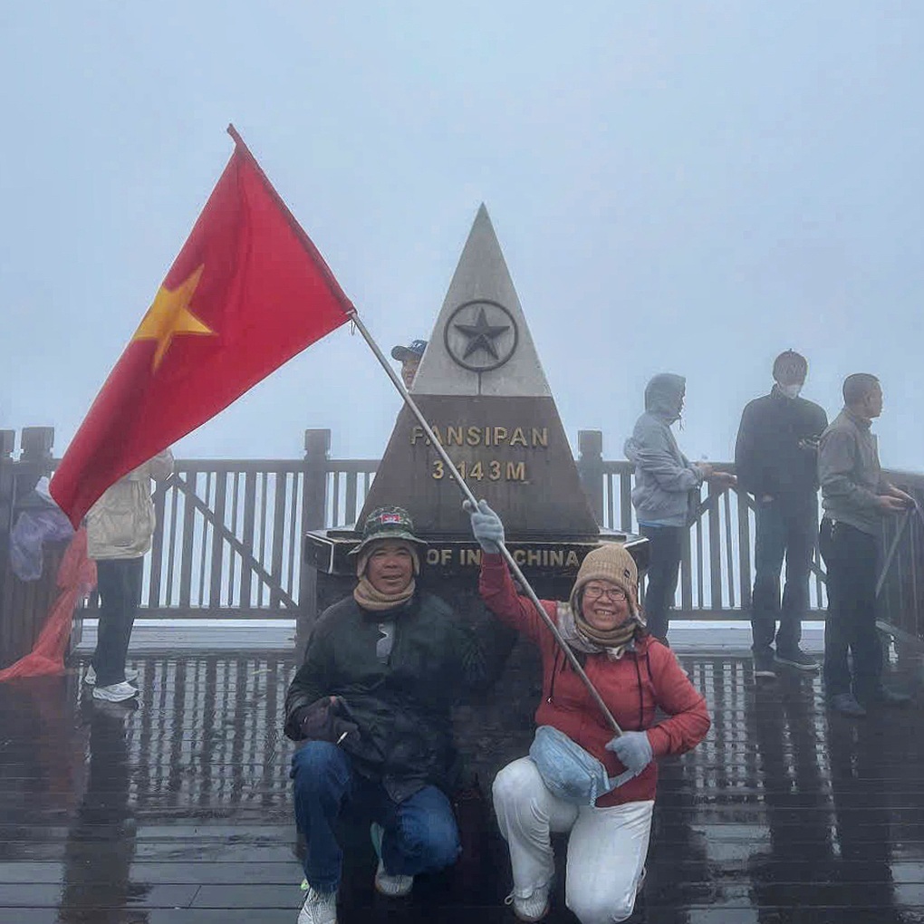 Vợ chồng U60 ở Tây Ninh bán đàn heo thực hiện ước mơ lái mô tô xuyên Việt - 3