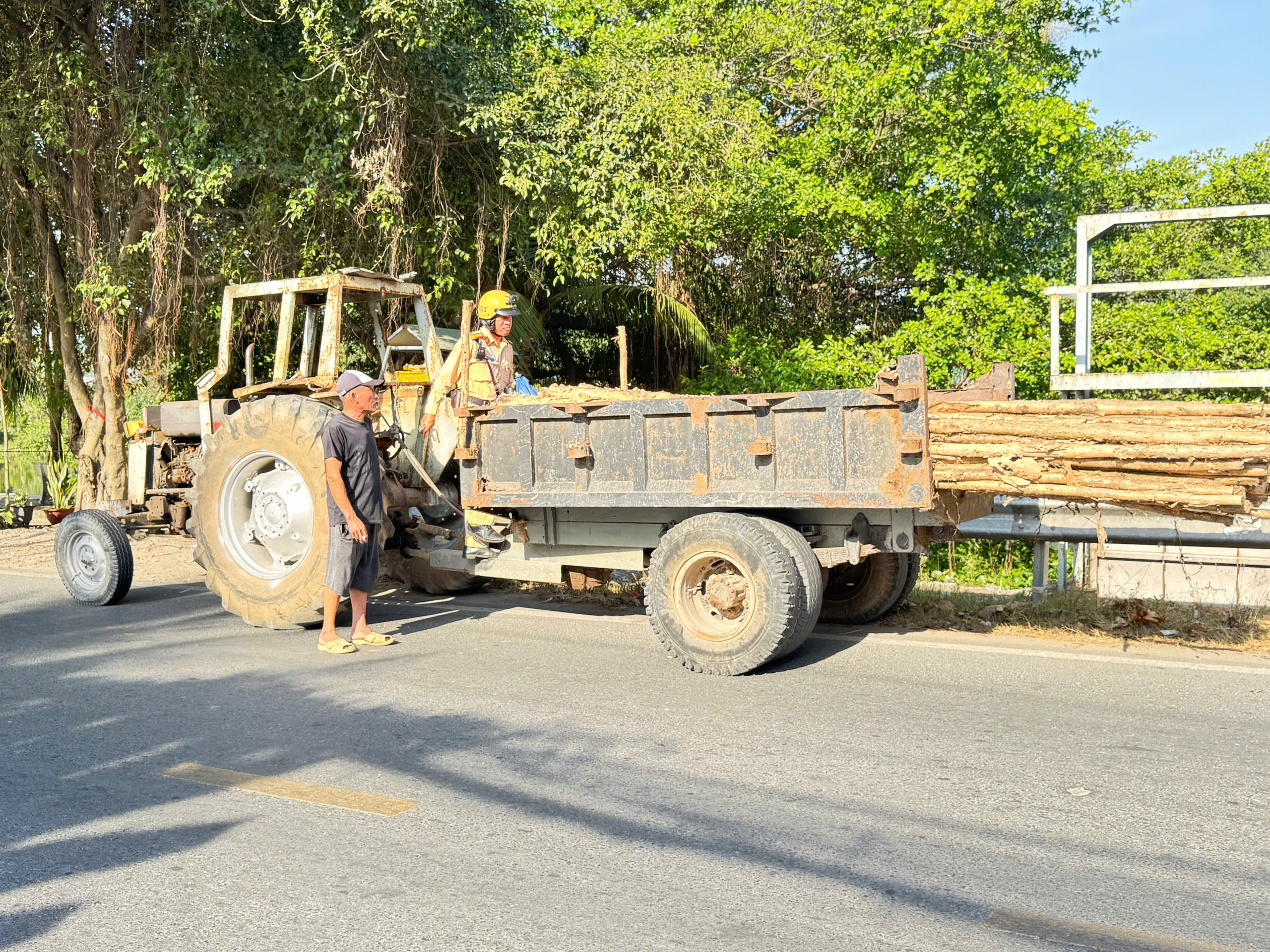 máy cày - Ảnh 4.