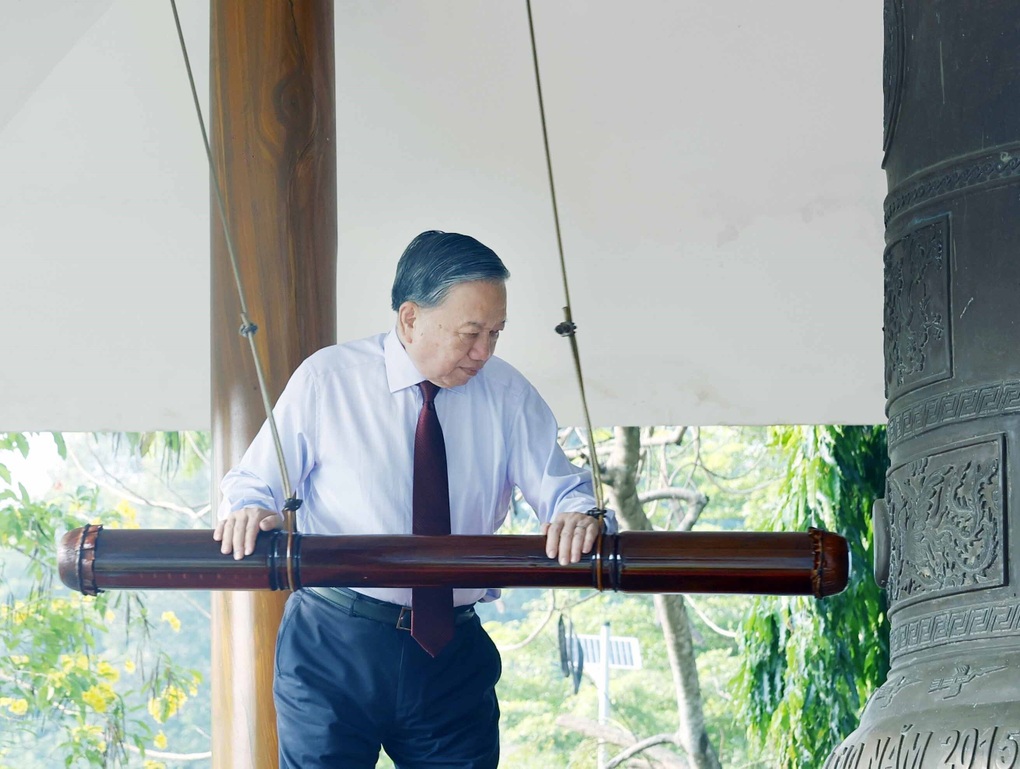 Tổng Bí thư, Chủ tịch nước Tô Lâm dâng hương anh hùng liệt sỹ tại Tây Ninh - 3