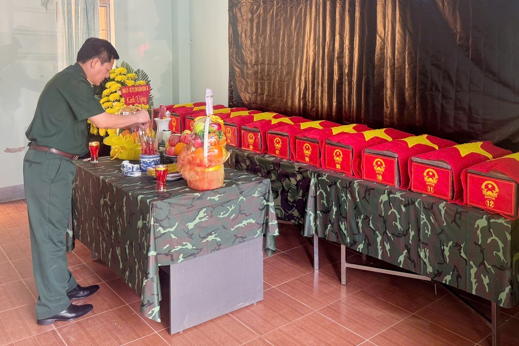 Phát hiện 12 hài cốt liệt sỹ trong hang đá tại Ia Ly - 2