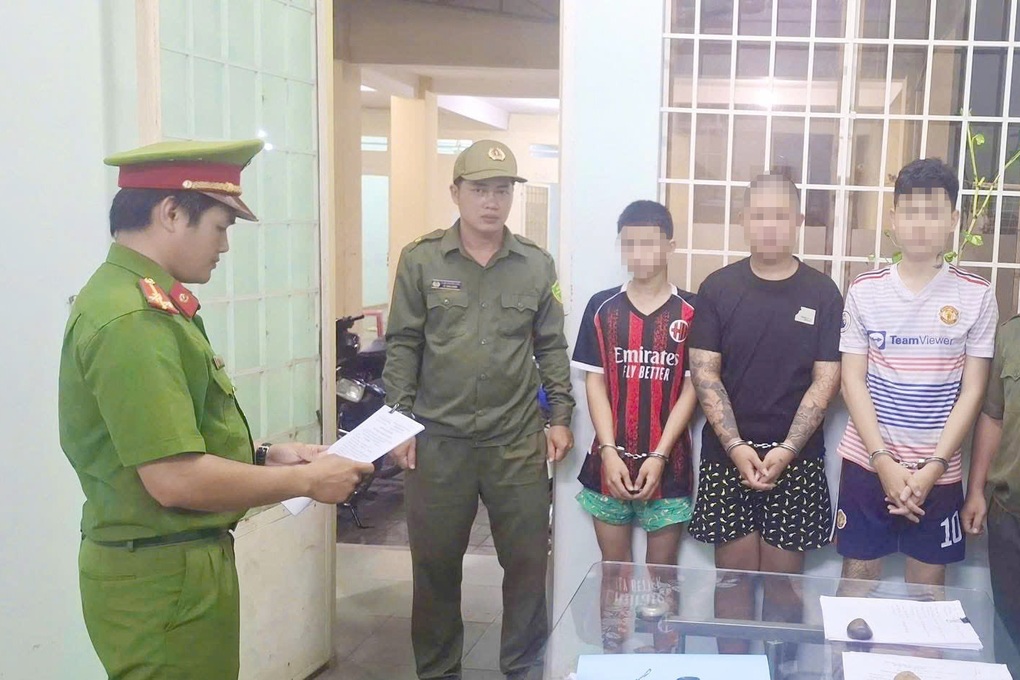 Thiếu kiềm chế, nhiều thiếu niên ở Tây Ninh tụ tập gây rối - 2