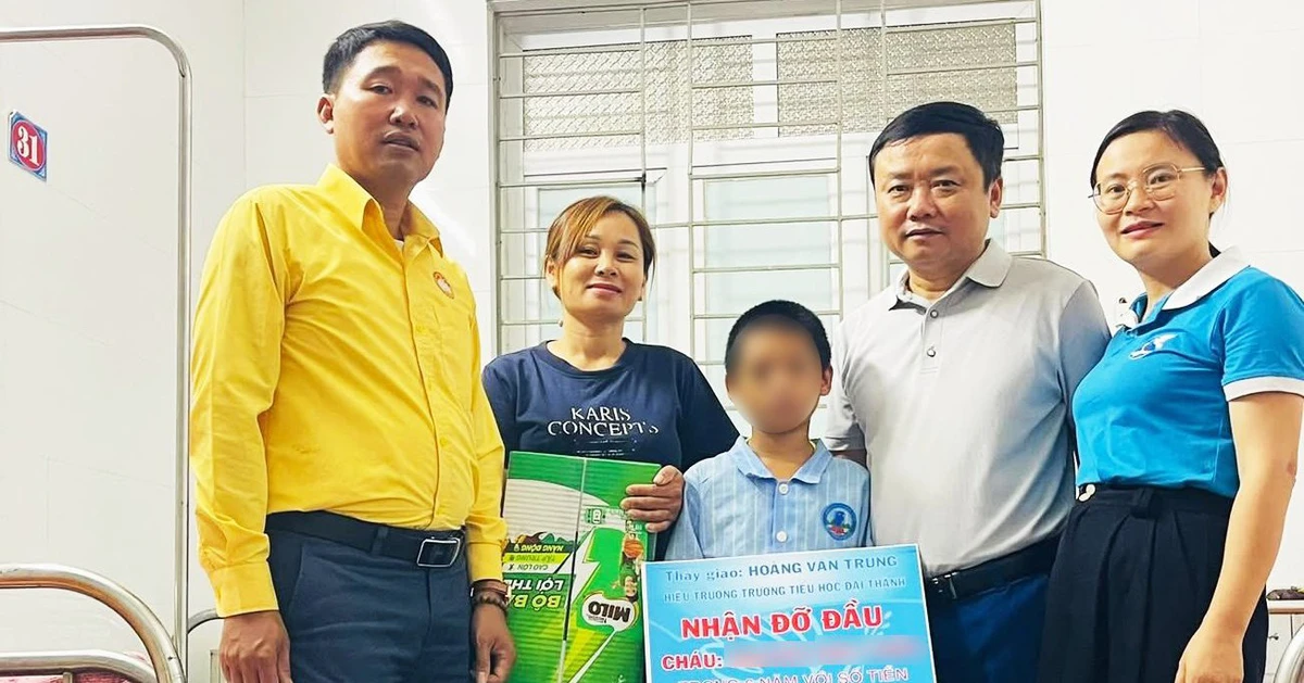 Thầy hiệu trưởng nhận đỡ đầu bé trai nghi bị cha và mẹ kế bạo hành