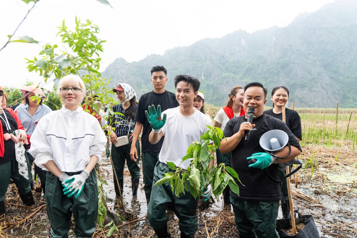 ha anh tuan, bui cong nam cung 1.000 khan gia loi bun trong rung o ninh binh hinh anh 5