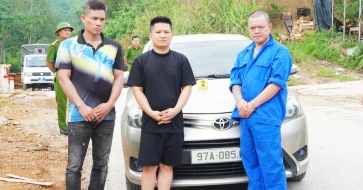 Bắt 3 đối tượng rượt đuổi, nổ súng bắn ô tô