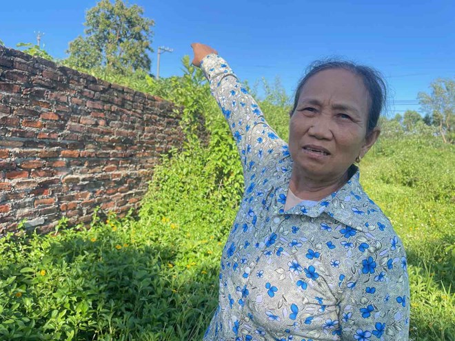 Hộ dân khu vực bãi rác Nam Sơn bị loại khỏi diện tái định cư vì mua đất bằng tiền đền bù