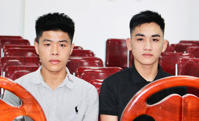 Đặng Bá Tuấn Anh và Nguyễn Viết Huy (từ phải sang). Ảnh: Hùng Lê