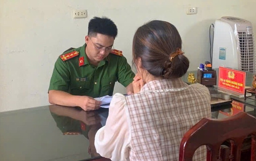 Bình luận sai sự thật, người phụ nữ Ninh Bình bị xử phạt 7,5 triệu đồng - 1