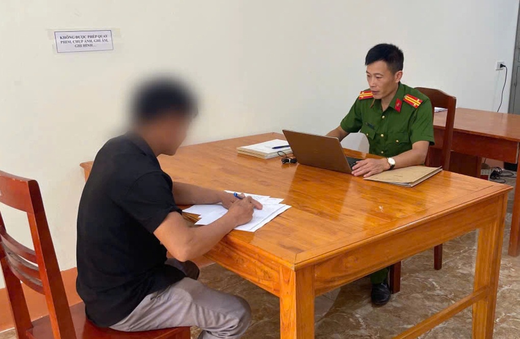 Người đàn ông ở Lào Cai bị phạt 7,5 triệu đồng vì tát vợ - 1