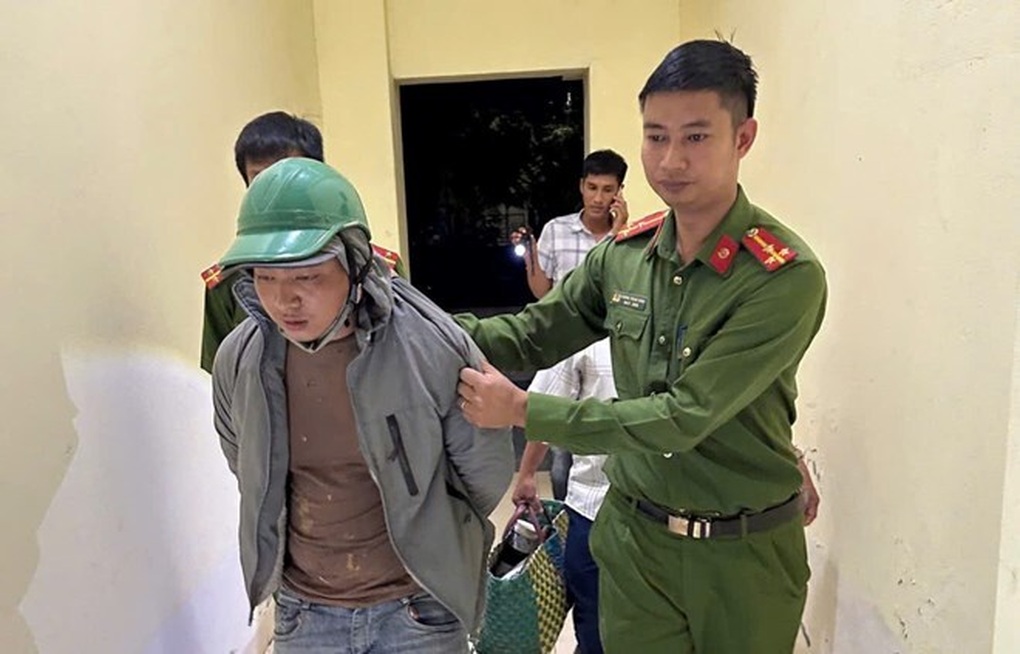 Siêu đạo chích chuyên đột nhập nhà dân trộm vàng - 1