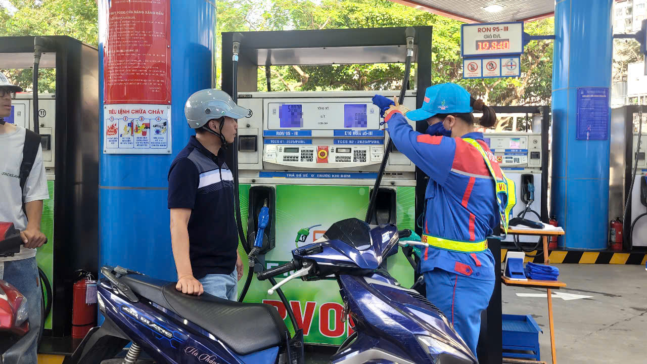 Giá xăng dầu tăng mạnh: Cập nhật mới nhất từ liên bộ Công Thương 2026 - Ảnh 1.