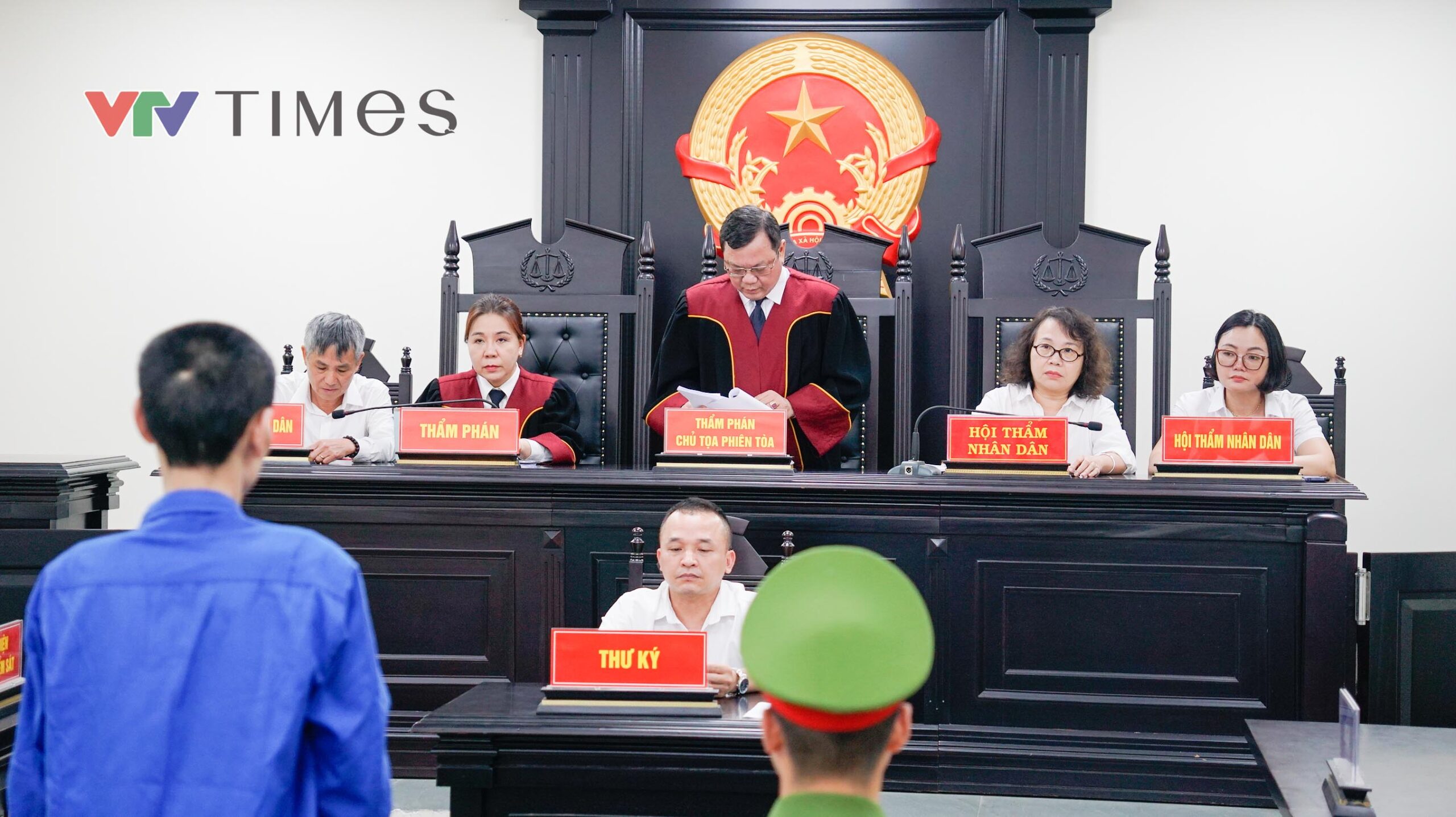 Tuyên án tử hình kẻ đốt quán cà phê khiến 11 người tử vong ở Hà Nội - Ảnh 1.