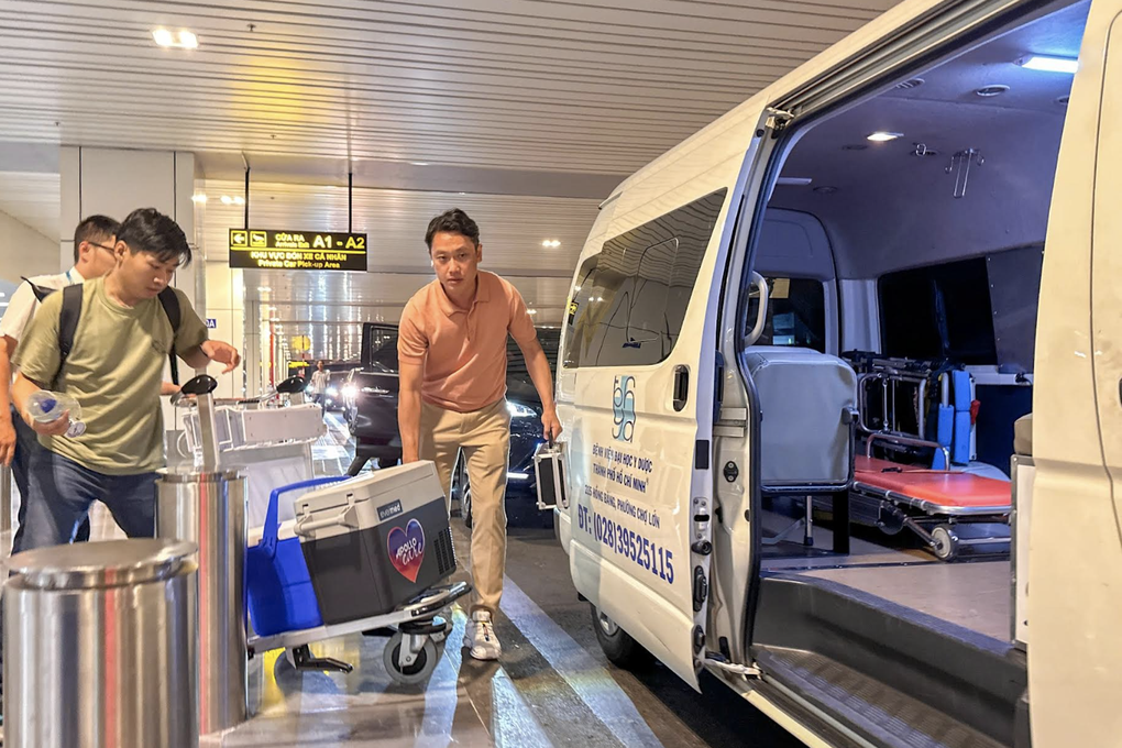Quả tim từ Quảng Ninh vượt 1.700km đập lại trong ngực chàng trai ở TPHCM - 2 Quả tim từ Quảng Ninh vượt 1.700km đập lại trong ngực chàng trai ở TPHCM - 2