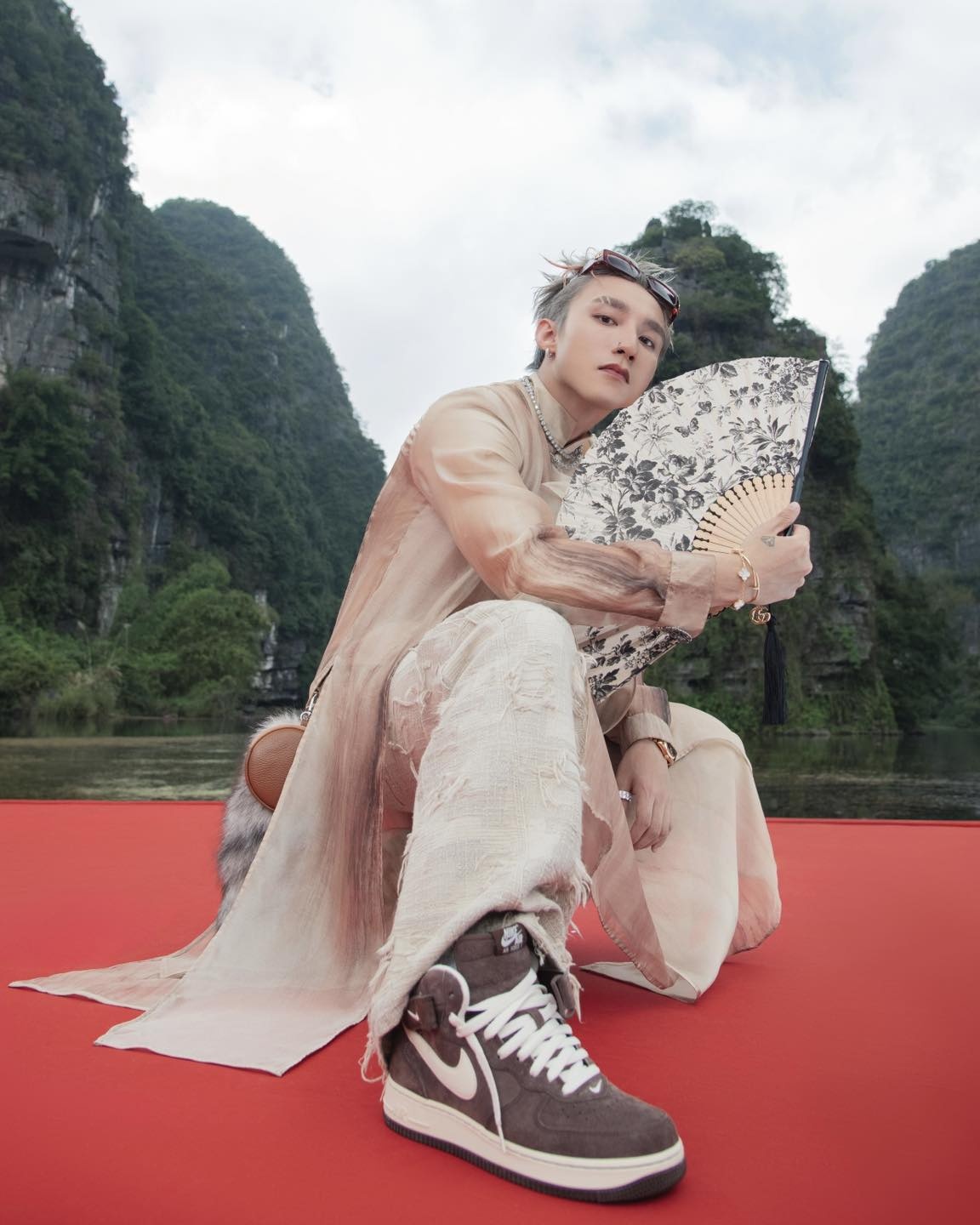 Son Tung M-TP, Ninh Binh anh 4