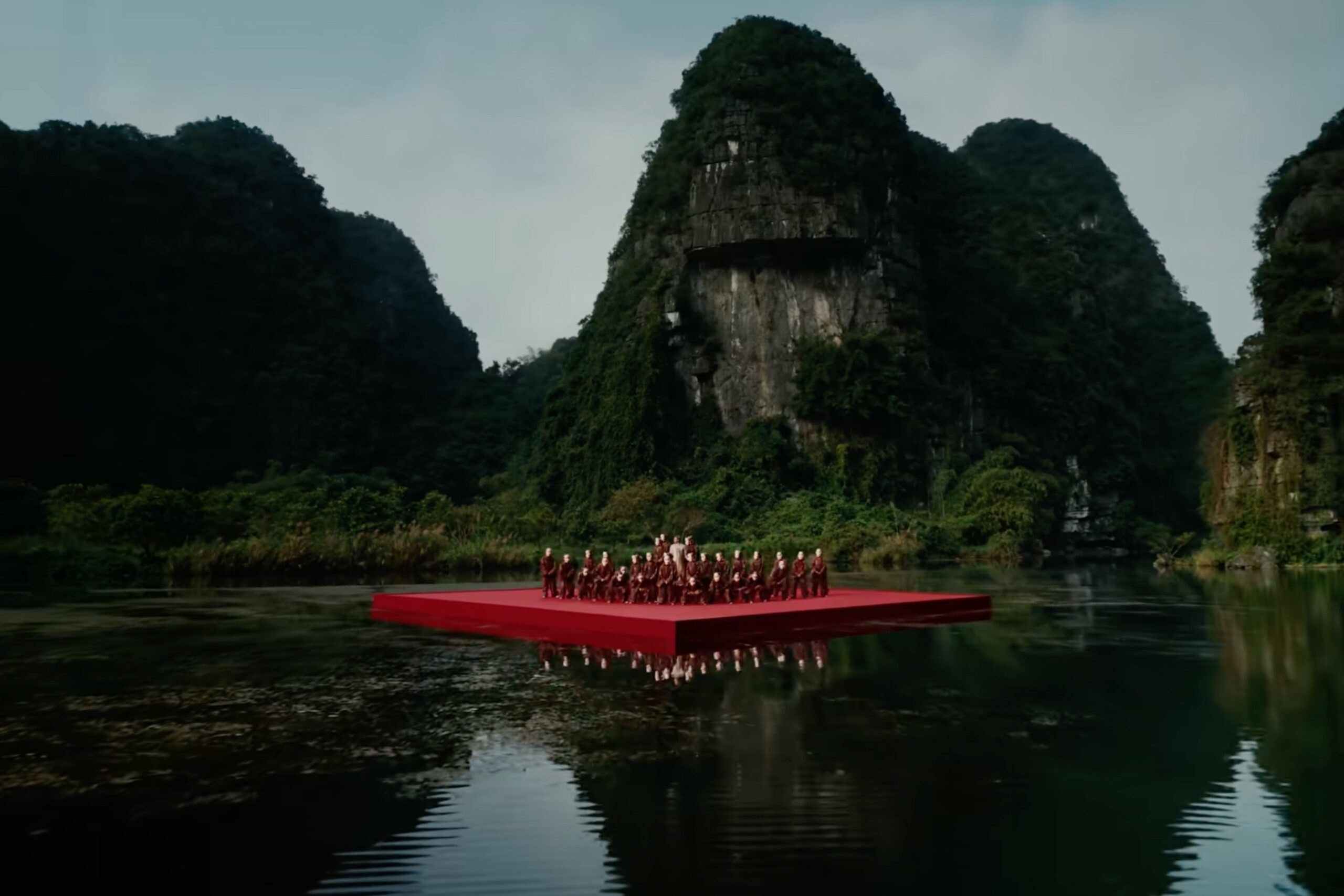 Son Tung M-TP, Ninh Binh anh 2