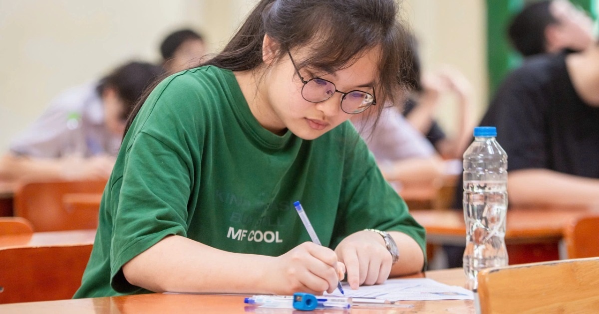 Hà Nội cấm các trường dạy thêm, học thêm hè dưới mọi hình thức