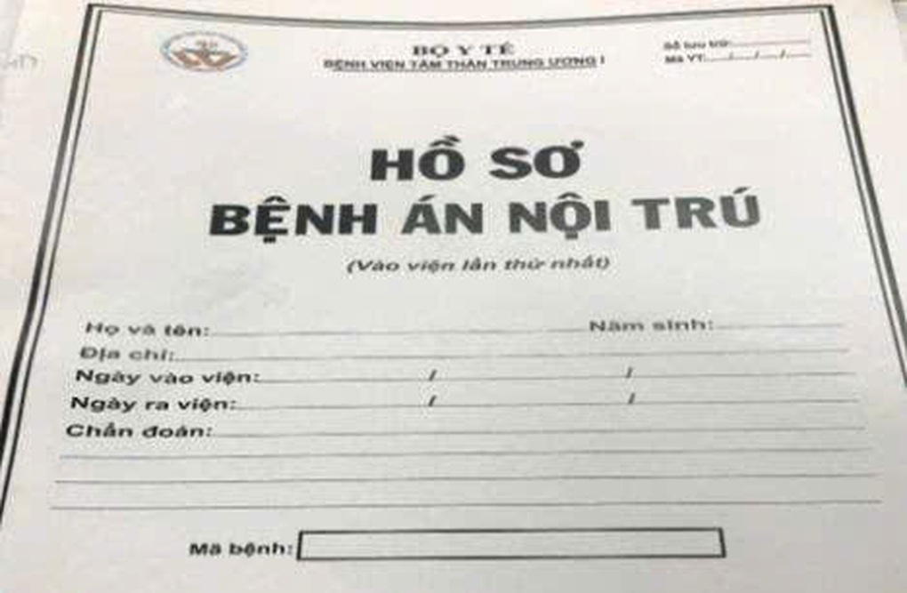 Người đàn ông ở TPHCM chuẩn bị sẵn bệnh án tâm thần để phòng thân - 1