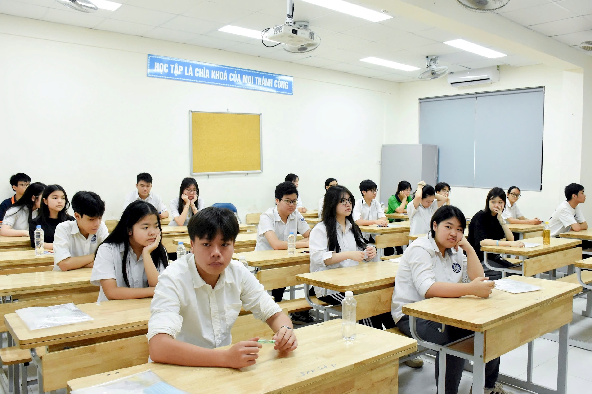 Thí sinh vững tin tham gia kỳ thi lớp 10 THPT năm học 2026-2027. Ảnh: Phạm Thảo. 