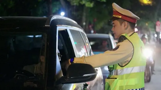 Hà Nội: Ra quân kịch liệt chống tác hại của rượu bia, xử phạt hơn 7,7 tỷ đồng lỗi nồng độ cồn trong một tuần