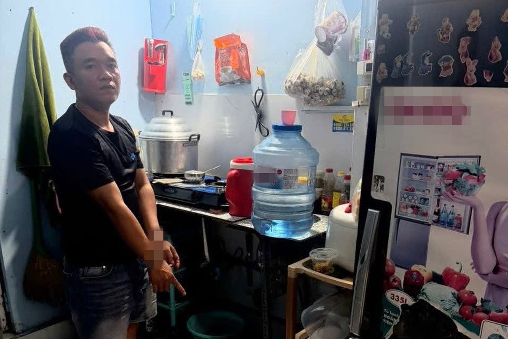 Bắt giữ gã đàn ông cướp giật sợi dây chuyền 3 chỉ ở TPHCM - 2