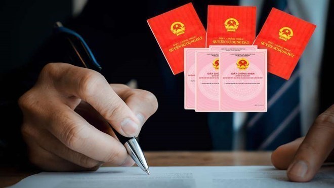 Làm sổ đỏ cho đất nông nghiệp, hộ dân phản ánh chỉ nhận được trả lời "đợi" từ cán bộ xã