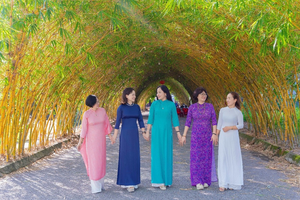 Hàng tre ngà ở Hưng Yên gây sốt vì đẹp như đường hầm cổ tích - 4