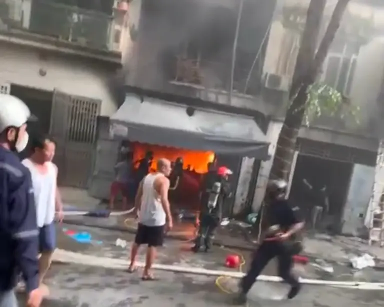 Hà Nội: Vụ cháy biệt thự liền kề ở khu đô thị Văn Phú, 2 nạn nhân tử vong