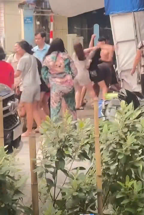 HÀ ĐÔNG: VỪA SÁNG SỚM RA ĐÃ BẬT PK F9