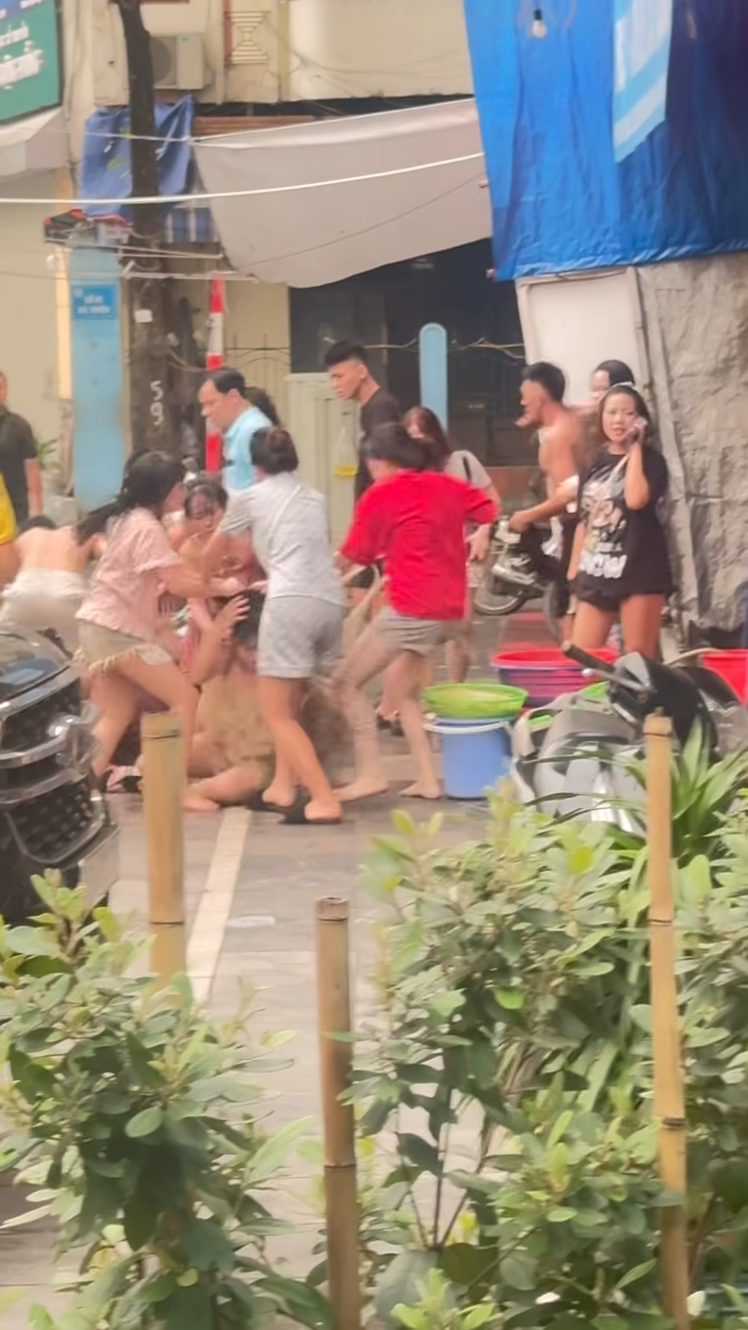 Cáp , vụ việc tại Hà Đông sáng nay